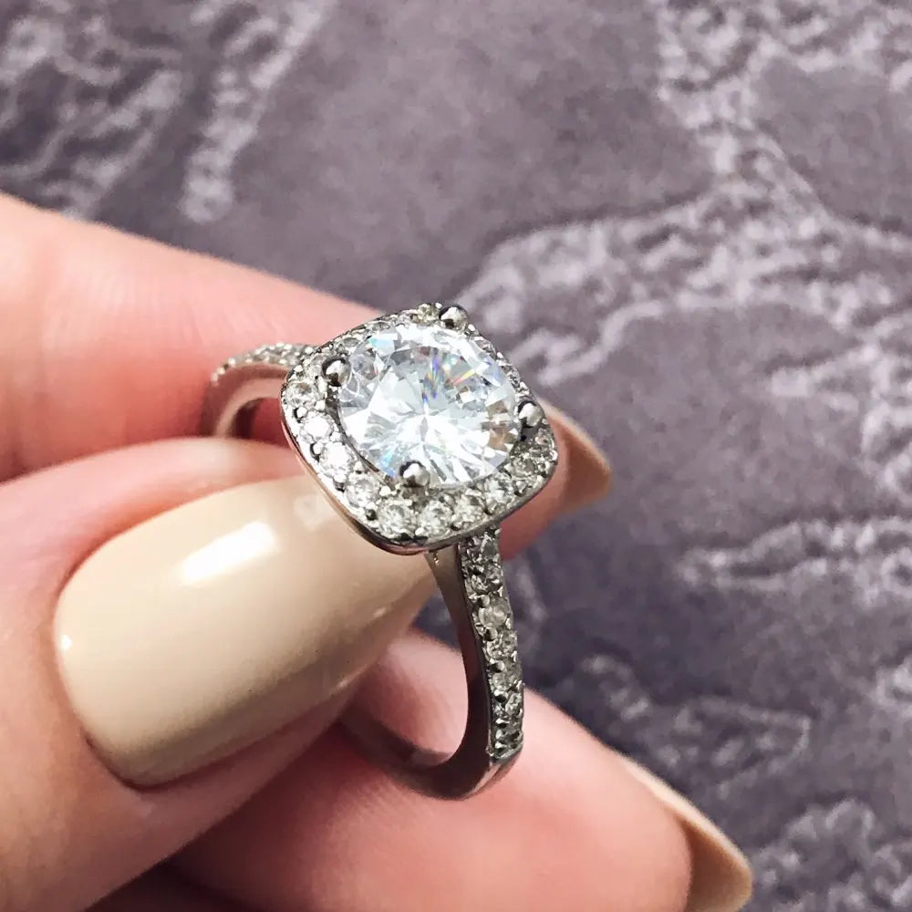 Vellina Wedding Rings