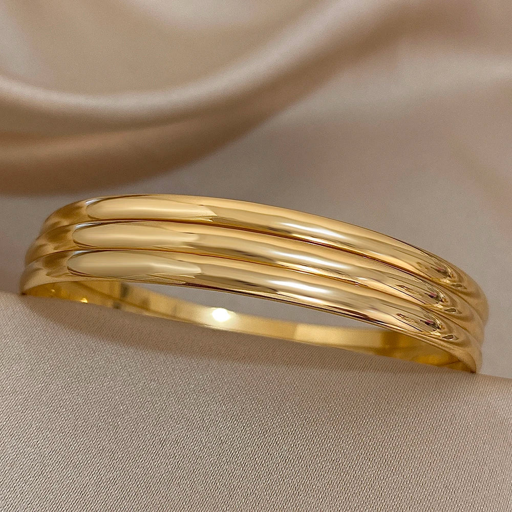 Vellina Glossy 18K Gold