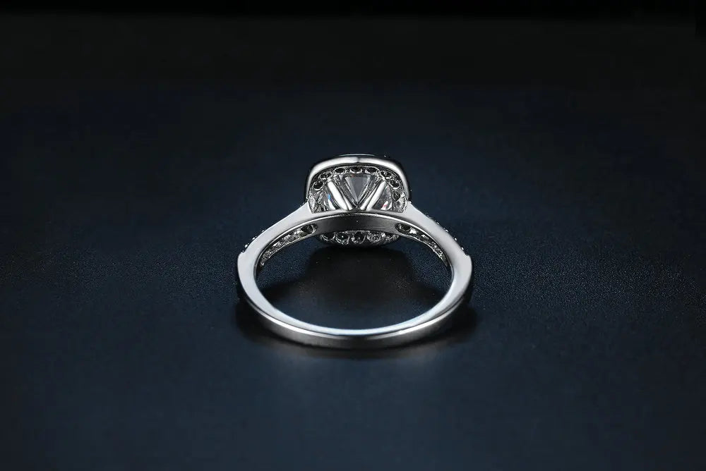 Vellina Wedding Rings