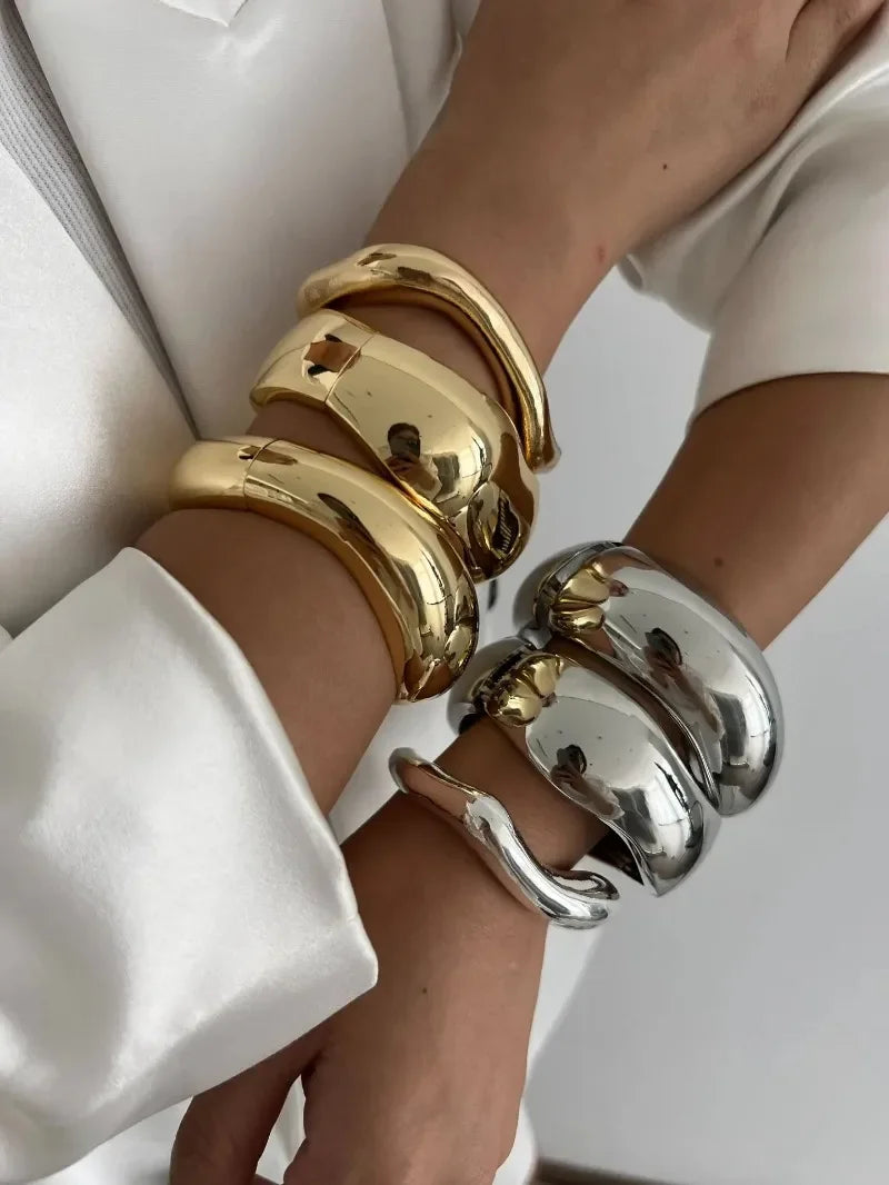 Vellina Wide Cuff