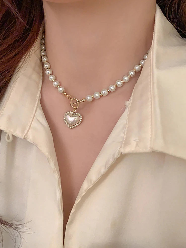 Velinna Pendant