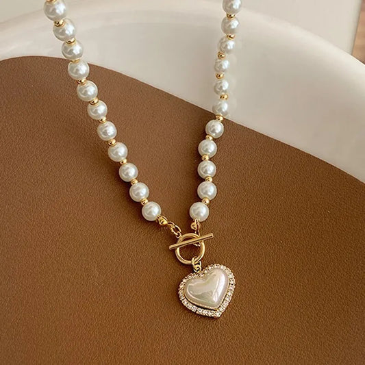 Velinna Pendant