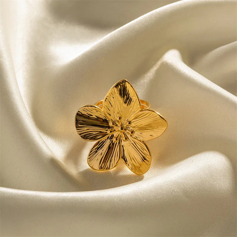 Vellina 2024 Flower