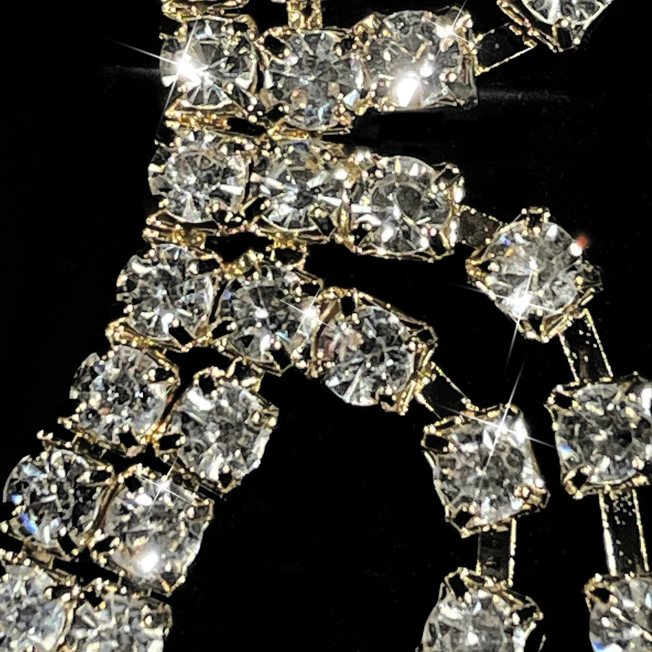 Vellina Light luxury