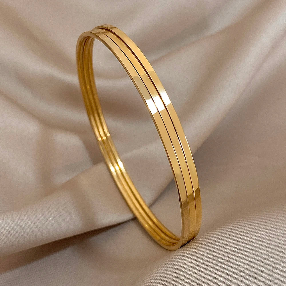 Vellina Glossy 18K Gold