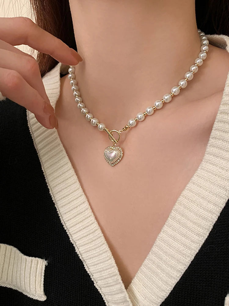 Velinna Pendant