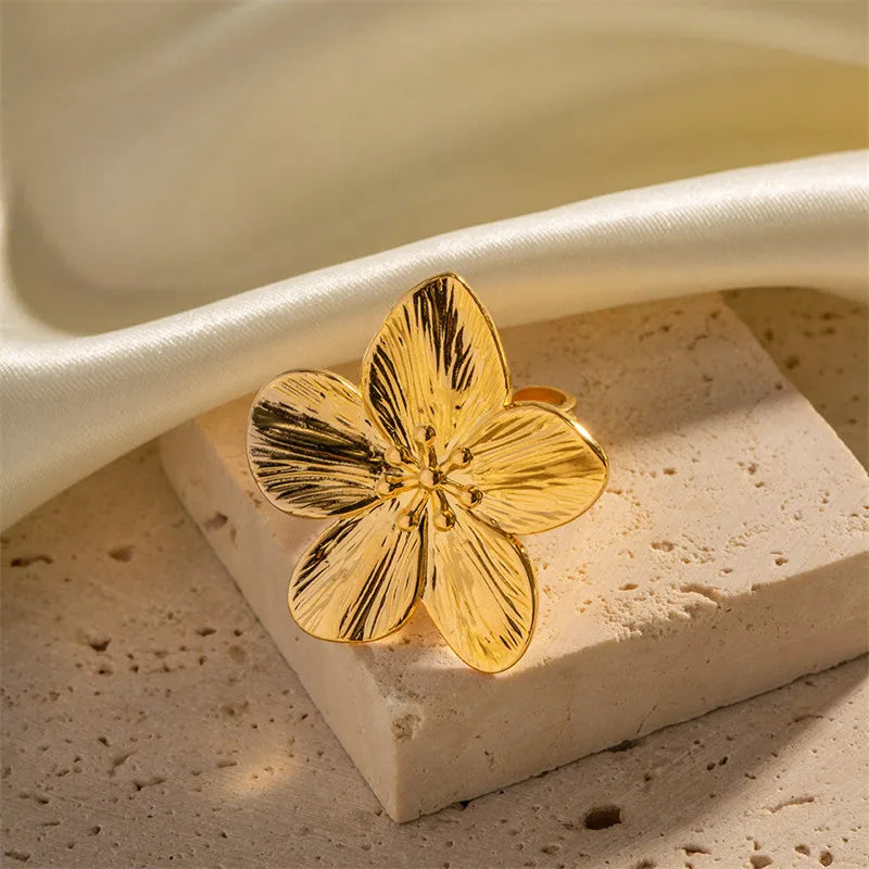 Vellina 2024 Flower