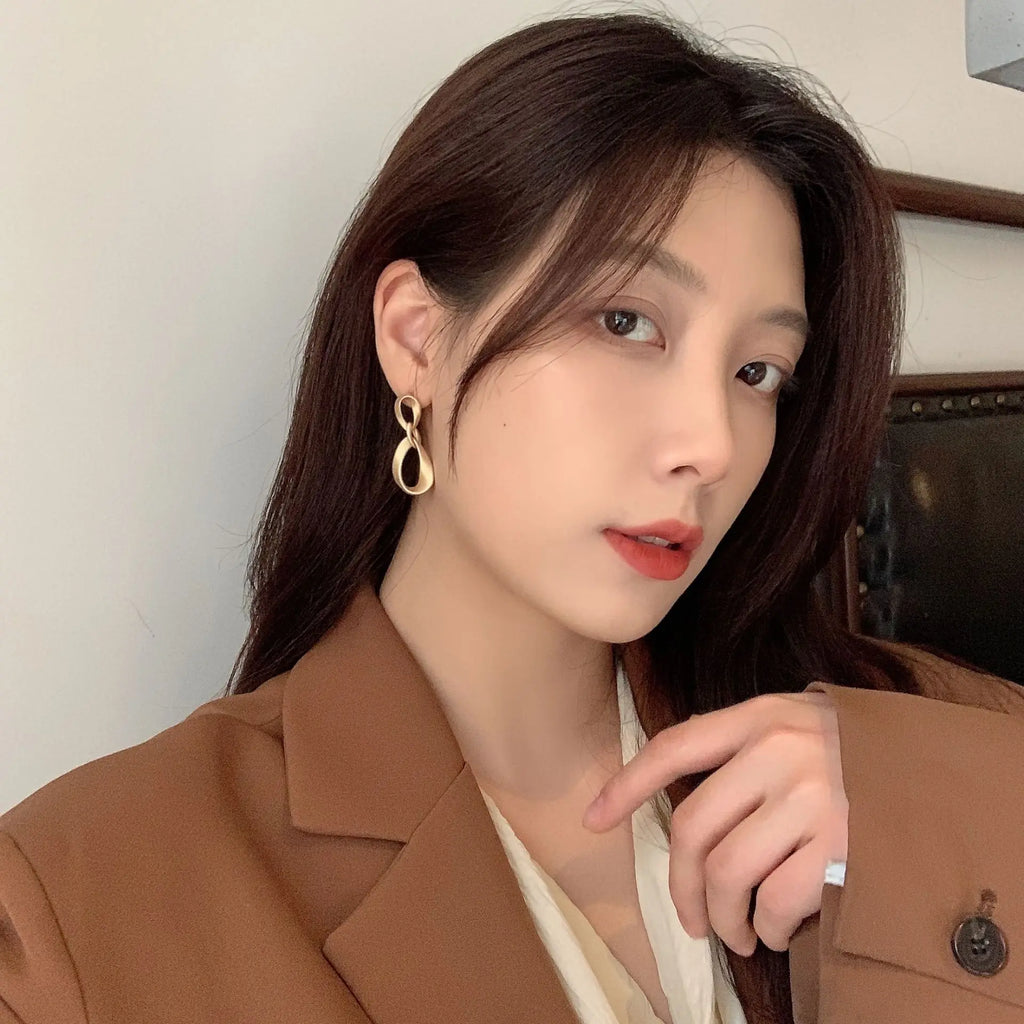 Velinna Irregularity