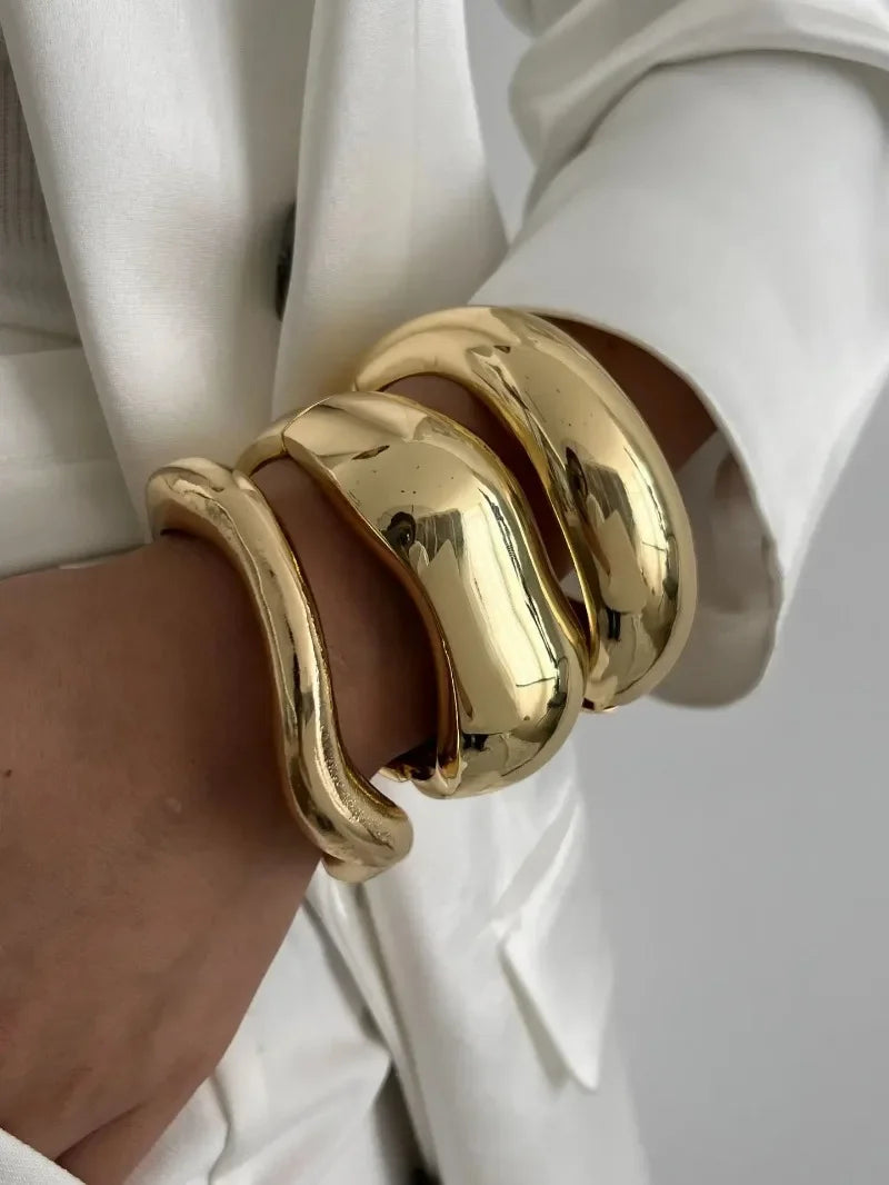 Vellina Wide Cuff