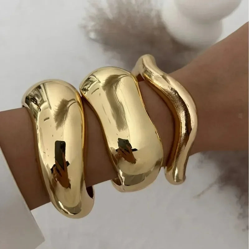 Vellina Wide Cuff
