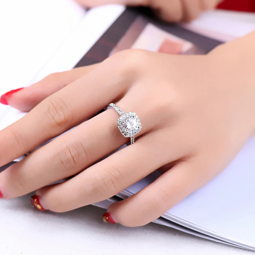 Vellina Wedding Rings